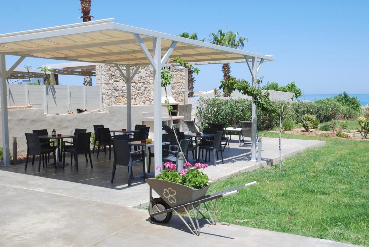 Yiannis Apartments Adelianos Kampos Extérieur photo